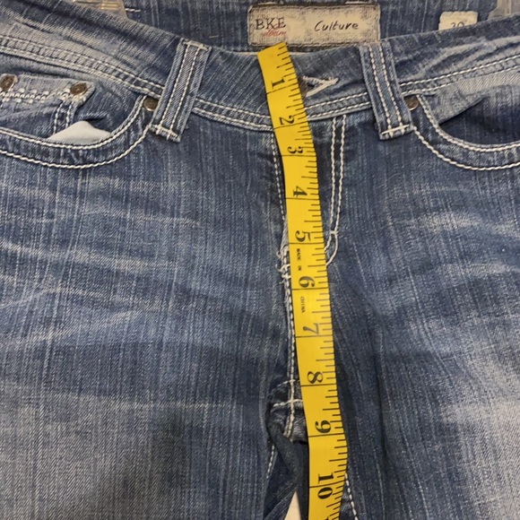 BKE - Picture 2 of 7